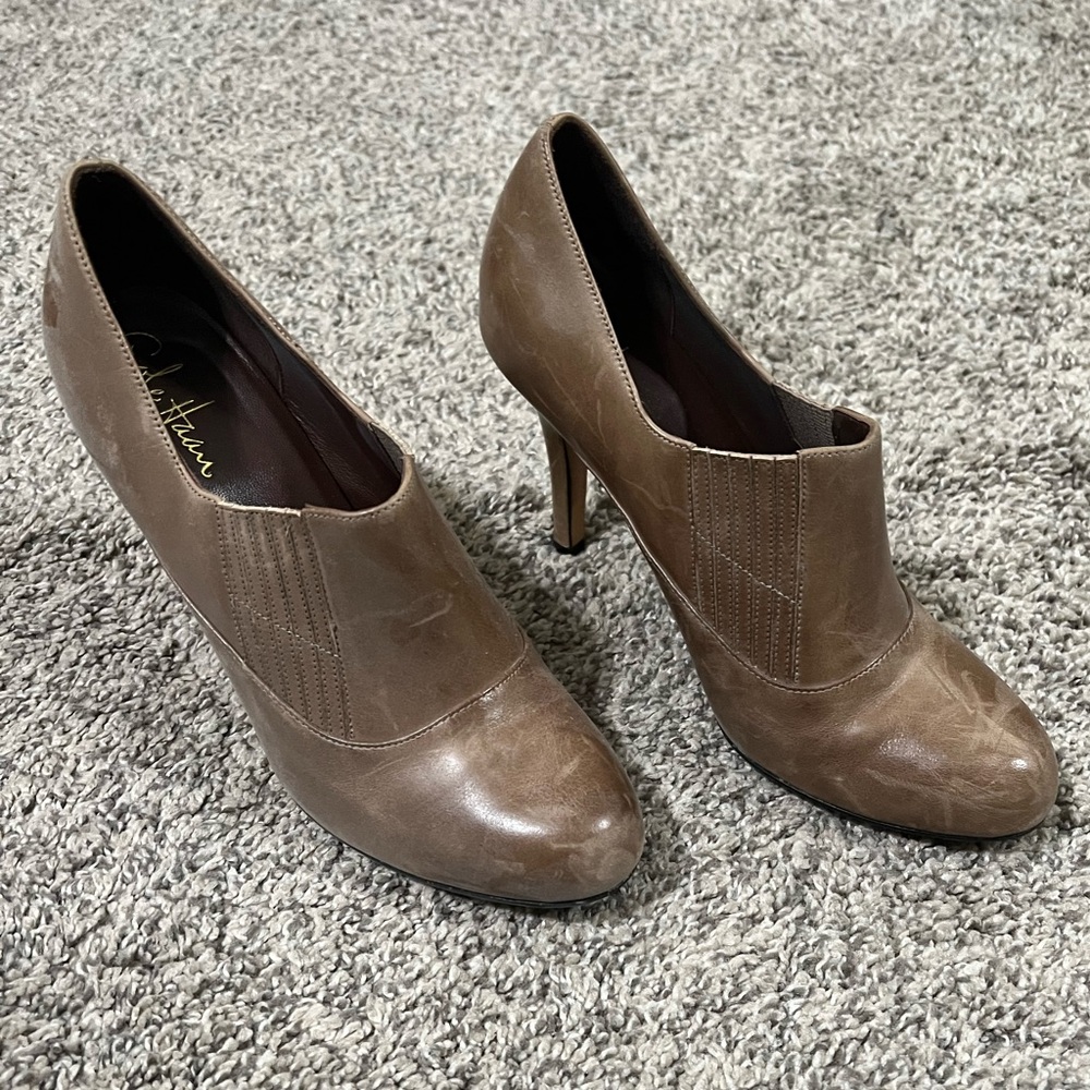 Distressed tan brown booties